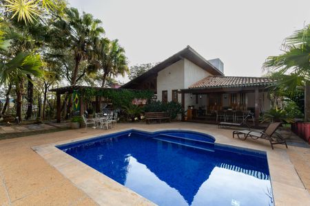 Casa de condomínio à venda com 500m², 4 quartos e 3 vagasÁrea comum