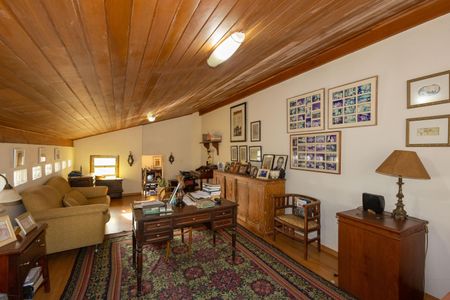 Casa de condomínio à venda com 500m², 4 quartos e 3 vagasEscritório 2