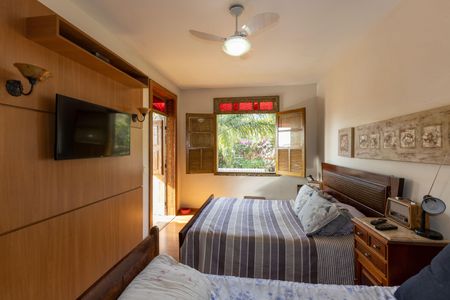 Casa de condomínio à venda com 500m², 4 quartos e 3 vagasQuarto 1