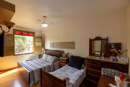 Casa de condomínio à venda com 500m², 4 quartos e 3 vagasQuarto 1