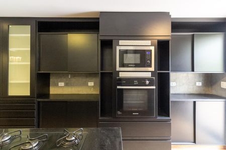 Casa à venda com 262m², 4 quartos e 4 vagas Casa à venda com 262m², 4 quartos e 4 vagasCozinha