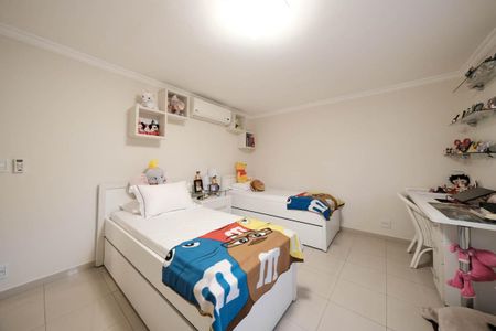 Casa à venda com 300m², 2 quartos e 2 vagasQuarto 1