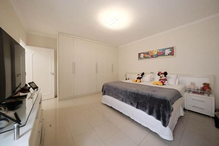 Casa à venda com 300m², 2 quartos e 2 vagasQuarto 2