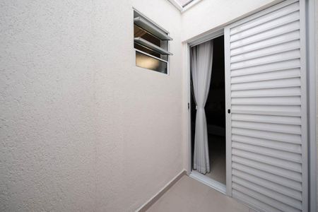 Casa à venda com 300m², 2 quartos e 2 vagasQuarto 2
