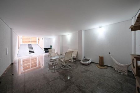 Casa à venda com 300m², 2 quartos e 2 vagasGaragem