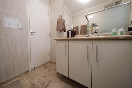 Casa à venda com 300m², 2 quartos e 2 vagasBanheiro