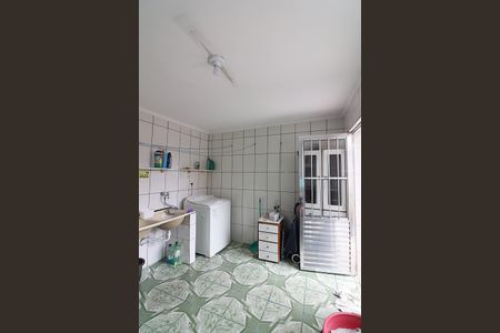 Casa à venda com 175m², 2 quartos e 1 vagaÁrea de Serviço