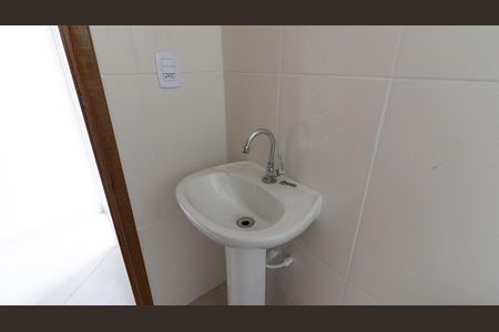 Casa à venda com 94m², 2 quartos e 1 vaga Casa à venda com 94m², 2 quartos e 1 vagaBanheiro da Suíte 1