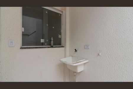 Casa à venda com 94m², 2 quartos e 1 vaga Casa à venda com 94m², 2 quartos e 1 vagaÁrea de Serviço