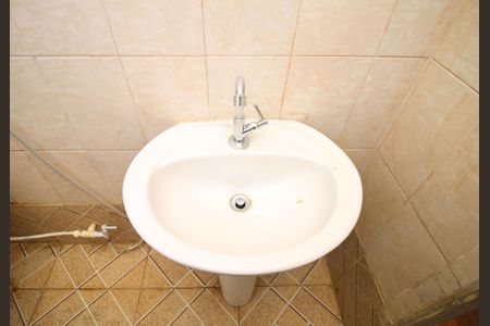 Banheiro de apartamento para alugar com 1 quarto, 70m² em Ramos, Rio de Janeiro