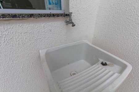 Casa à venda com 104m², 3 quartos e 2 vagas Casa à venda com 104m², 3 quartos e 2 vagasÁrea de Serviço