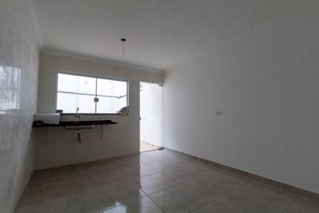 Casa à venda com 104m², 3 quartos e 2 vagas Casa à venda com 104m², 3 quartos e 2 vagasCozinha