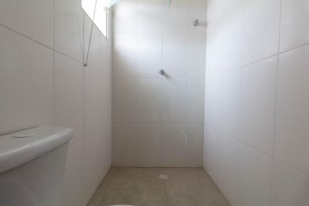 Casa à venda com 104m², 3 quartos e 2 vagas Casa à venda com 104m², 3 quartos e 2 vagasBanheiro 1