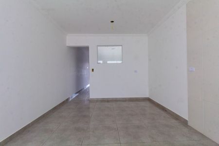 Casa à venda com 104m², 3 quartos e 2 vagas Casa à venda com 104m², 3 quartos e 2 vagasCozinha
