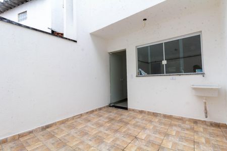 Casa à venda com 104m², 3 quartos e 2 vagas Casa à venda com 104m², 3 quartos e 2 vagasÁrea de Serviço