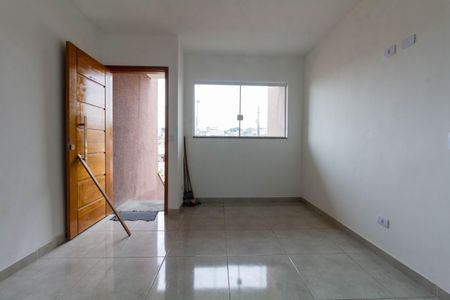 Casa à venda com 104m², 3 quartos e 2 vagas Casa à venda com 104m², 3 quartos e 2 vagasSala