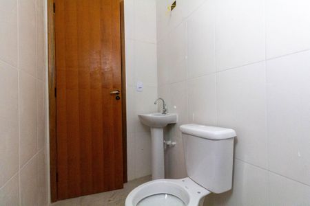 Casa à venda com 104m², 3 quartos e 2 vagas Casa à venda com 104m², 3 quartos e 2 vagasBanheiro 2