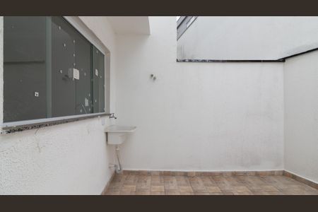 Casa à venda com 98m², 3 quartos e 2 vagas Casa à venda com 98m², 3 quartos e 2 vagasÁrea de Serviço