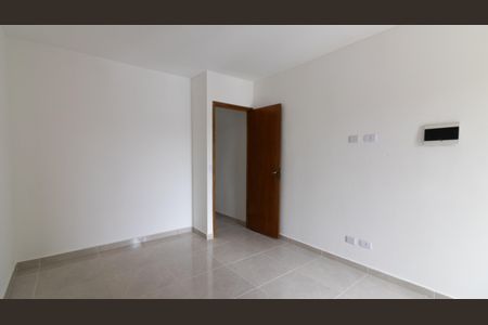 Casa à venda com 98m², 3 quartos e 2 vagas Casa à venda com 98m², 3 quartos e 2 vagasSuíte