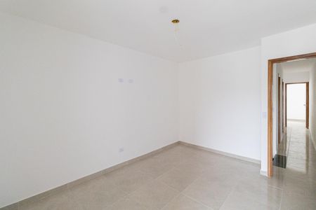 Casa à venda com 98m², 3 quartos e 2 vagas Casa à venda com 98m², 3 quartos e 2 vagasSuíte