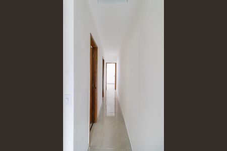 Casa à venda com 98m², 3 quartos e 2 vagas Casa à venda com 98m², 3 quartos e 2 vagasCorredor