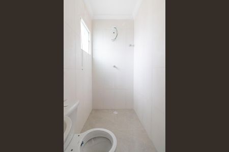 Casa à venda com 98m², 3 quartos e 2 vagas Casa à venda com 98m², 3 quartos e 2 vagasBanheiro Suíte