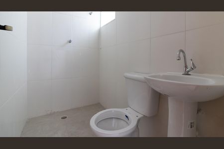 Casa à venda com 95m², 2 quartos e 2 vagas Casa à venda com 95m², 2 quartos e 2 vagasBanheiro da Suíte 2