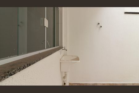 Casa à venda com 95m², 2 quartos e 2 vagas Casa à venda com 95m², 2 quartos e 2 vagasÁrea de Serviço