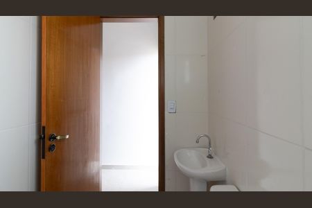 Casa à venda com 95m², 2 quartos e 2 vagas Casa à venda com 95m², 2 quartos e 2 vagasBanheiro da Suíte 1