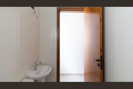 Casa à venda com 95m², 2 quartos e 2 vagas Casa à venda com 95m², 2 quartos e 2 vagasBanheiro da Suíte 2