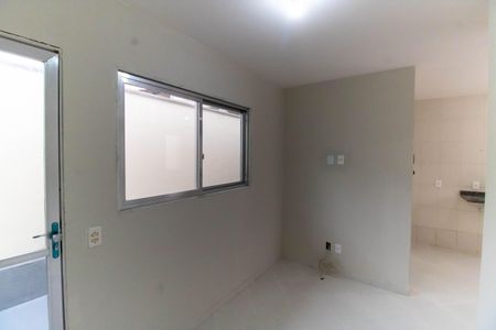 Sala/Cozinha de casa de condomínio para alugar com 1 quarto, 45m² em Engenho do Mato, Niterói