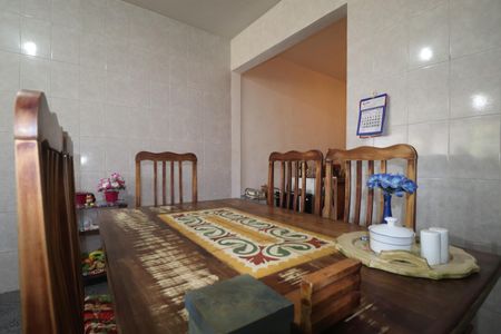 Casa à venda com 320m², 3 quartos e 7 vagasCopa