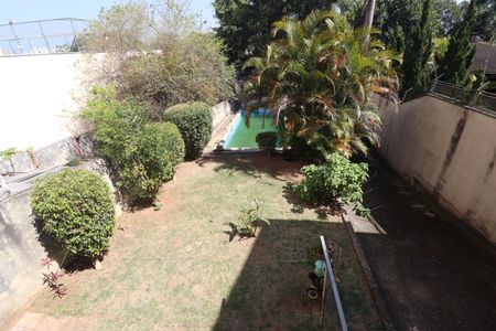 Casa à venda com 320m², 3 quartos e 7 vagasJardim