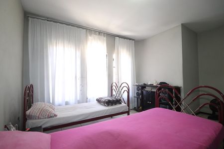 Casa à venda com 320m², 3 quartos e 7 vagasSuíte