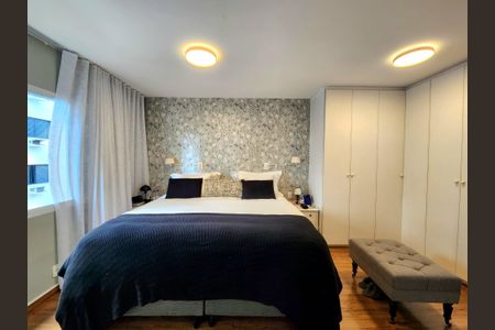 Apartamento à venda com 150m², 2 quartos e 2 vagas Apartamento à venda com 150m², 2 quartos e 2 vagasSuíte 2