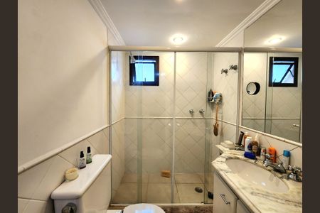 Apartamento à venda com 150m², 2 quartos e 2 vagas Apartamento à venda com 150m², 2 quartos e 2 vagasBanheiro 2 da Suíte 2