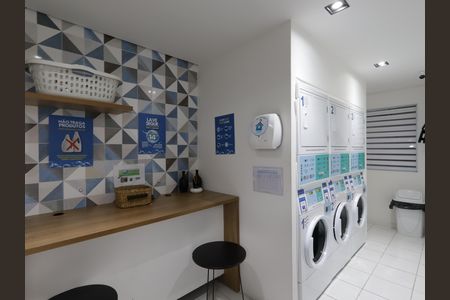 Apartamento para alugar com 32m², 2 quartos e sem vagaÁrea comum - Lavanderia