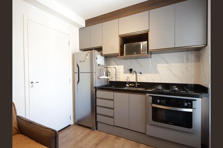 Cozinha de apartamento para alugar com 2 quartos, 32m² em Jardim Monte Kemel, São Paulo