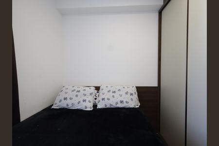 Quarto 1 de apartamento para alugar com 2 quartos, 32m² em Jardim Monte Kemel, São Paulo