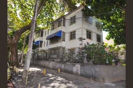 Apartamento à venda com 100m², 3 quartos e 1 vaga Apartamento à venda com 100m², 3 quartos e 1 vagaFachada do Prédio