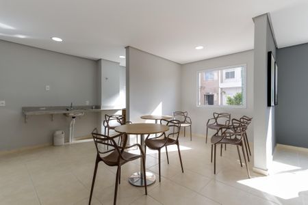 Apartamento à venda com 45m², 2 quartos e sem vagaSalão de festas