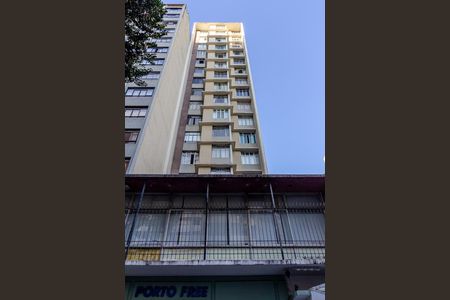 Studio para alugar com 30m², 1 quarto e sem vaga Studio para alugar com 30m², 1 quarto e sem vagaFachada