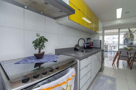 Apartamento à venda com 184m², 4 quartos e 3 vagas Apartamento à venda com 184m², 4 quartos e 3 vagasCozinha