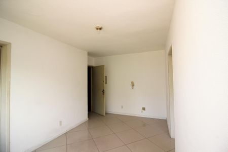 Sala de apartamento para alugar com 1 quarto, 45m² em Partenon, Porto Alegre