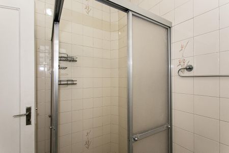 Apartamento à venda com 100m², 2 quartos e sem vagaBanheiro