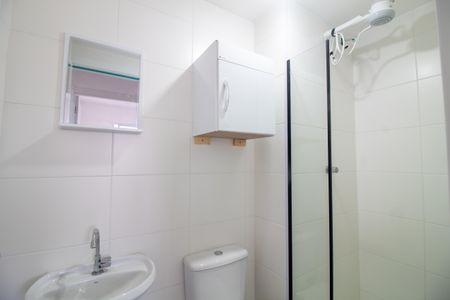 Apartamento para alugar com 33m², 2 quartos e sem vaga Apartamento para alugar com 33m², 2 quartos e sem vagaBanheiro
