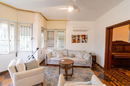 Sala de casa para alugar com 4 quartos, 600m² em Cristal, Porto Alegre