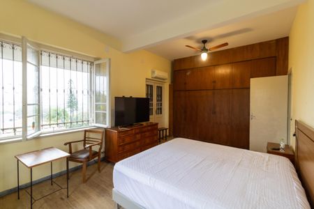 Casa para alugar com 600m², 4 quartos e 4 vagasSuíte