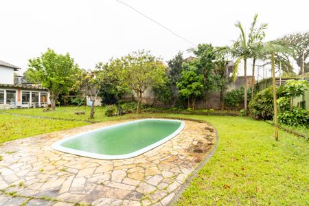 Casa para alugar com 600m², 4 quartos e 4 vagasQuintal