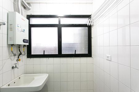 Apartamento à venda com 70m², 3 quartos e 1 vagaÁrea de Serviço